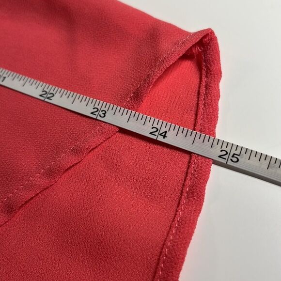 Mine sheer pink blouse cuffs short sleeves button at shoulders one pocket SZ M - Picture 12 of 12